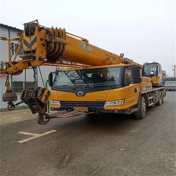 应城吊车出租保险：全面覆盖，安全无忧