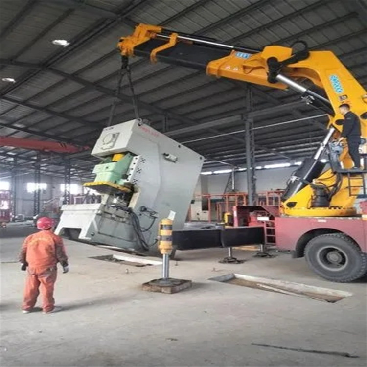 应城80吨折臂吊车出租附近电话